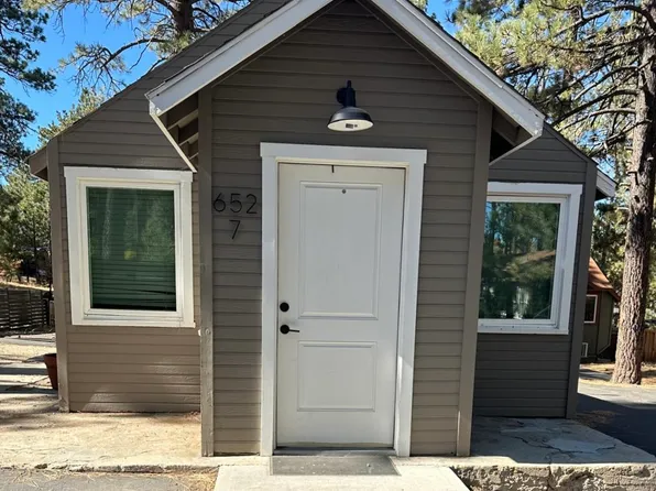 652 Jeffries Rd, Big Bear Lake, CA