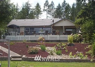 90 W Lake Forest Lane W photo 1