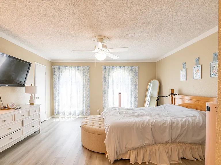 3729 Wakeforest St — Photo 19