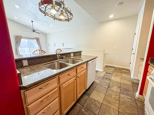 1552 W 110 N Photo 1