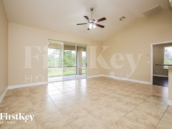 4th image of 1215 Dodwin St E