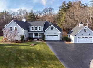 20 Perry Rd, Bedford, NH 03110