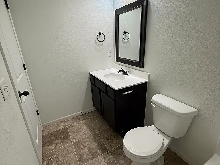 212 Hunter Ave — Photo 30