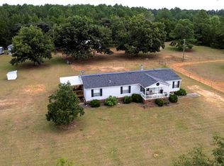 6305 Legendary Ln, Wedgefield, SC 29168