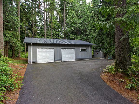 2nd image of 17525 228th Pl NE