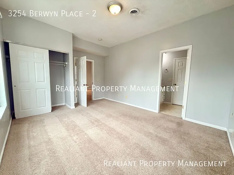3254 Berwyn Pl #2 — Photo 10
