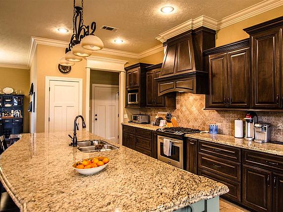 5th image of 3560 Canyon Ln