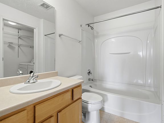 4th image of 1641 W Alsace Way Unit H8