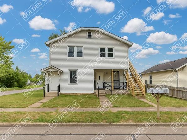 1203 W 1st St