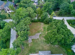 11700 W Elmwood Pl, Deerfield, IL