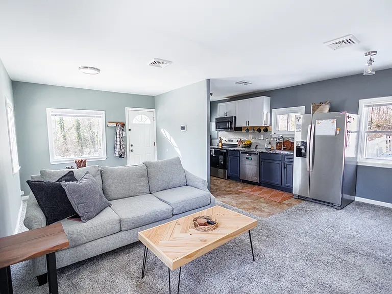 244 Nelson Ave — Photo 10