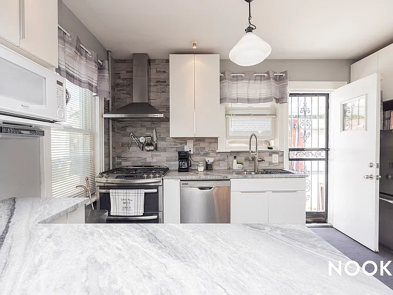 61-11 64th St #1B — Photo 3
