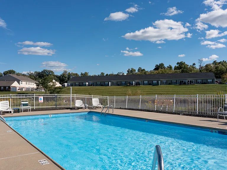 Delaware Crossing Apartments — Photo 18
