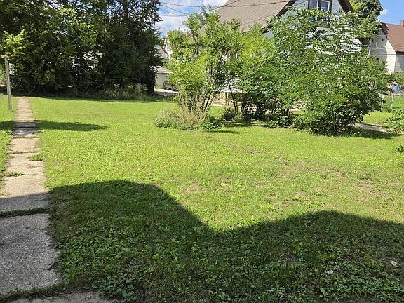 3rd image of 1525 N 39th STREET