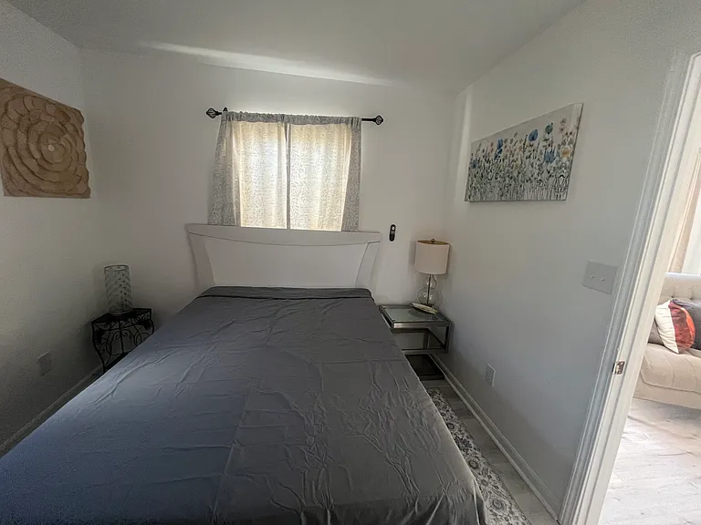 1095 Columbus St #A — Photo 30