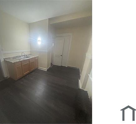 3rd image of 3111 W 16th St