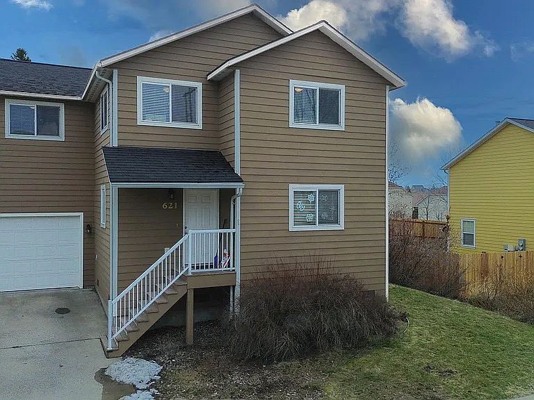 1st image of 621 Britton Ln #1