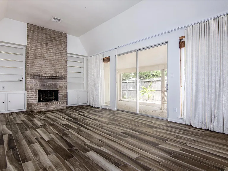 4800 Palmetto St — Photo 5