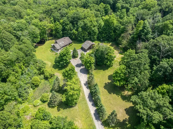 5 Aunt Pattys Lane West, Bethel, CT 06801