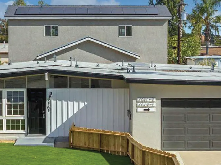 4161 Clairemont Mesa Blvd — Photo 2