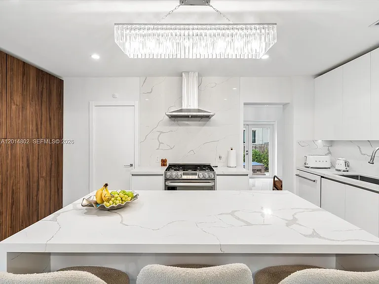 825 SW 23rd Rd — Photo 51