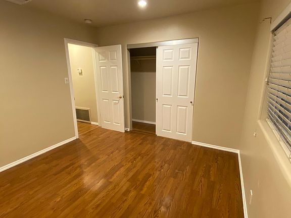 5th image of 434 Santa Mariana Ave