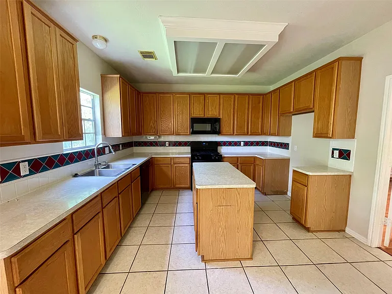 24231 Pepperrell Place St — Photo 10