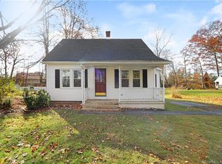 32 Pfeffer Ln, Torrington, CT 06790