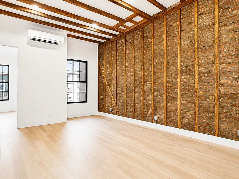 74 Sutton St #PENTHOUSE — Photo 4