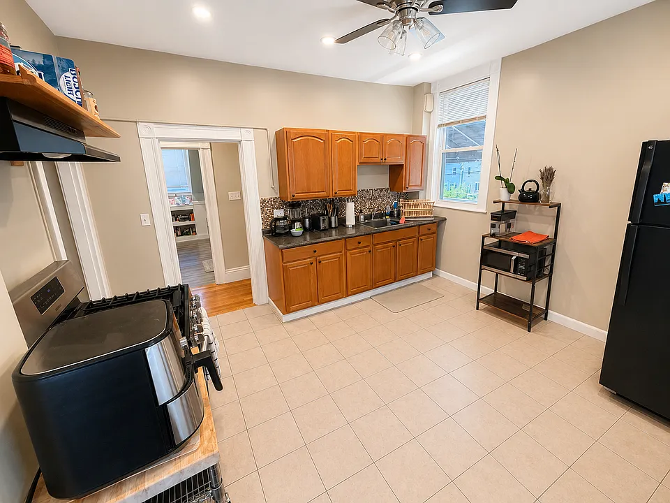 24-26 Harvest St #3