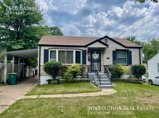 2000 Bainbridge Dr, Saint Louis, MO