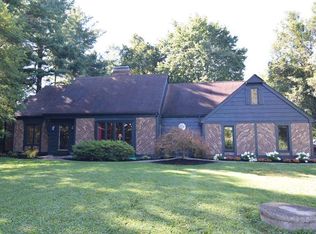 1009 E Village Creek Rd, Connersville, IN 47331