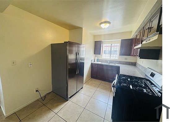 3rd image of 9715 S Broadway APT 1