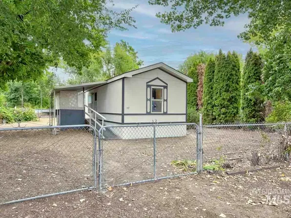 117 Joliet St, Caldwell, ID 83605