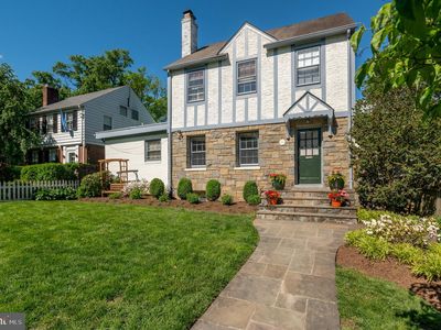 6812 Georgia St, Chevy Chase, MD, 20815