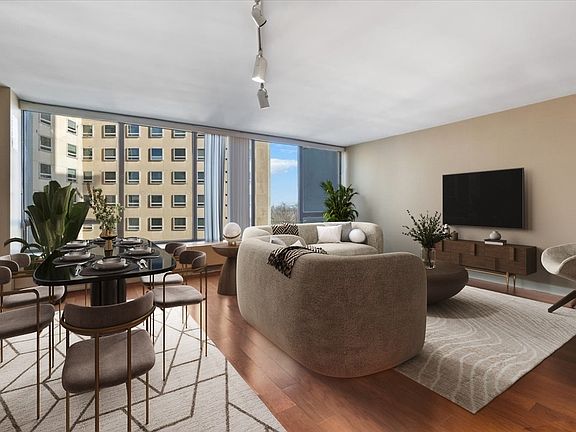 5th image of 2800 N Lake Shore Dr APT 807