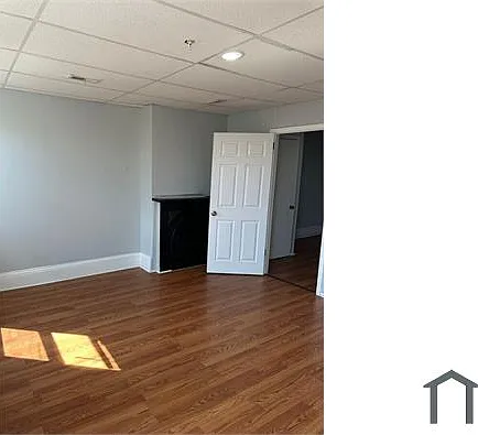 2404 N Charles St #2 — Photo 5