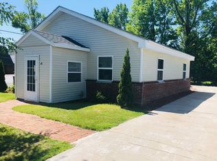 41 Church St, Chazy, NY 12921