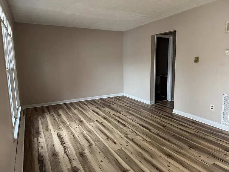 179 Hedgewood Ct #1 — Photo 22