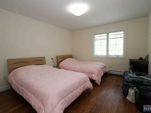 1513 13th Street image 25 of 26