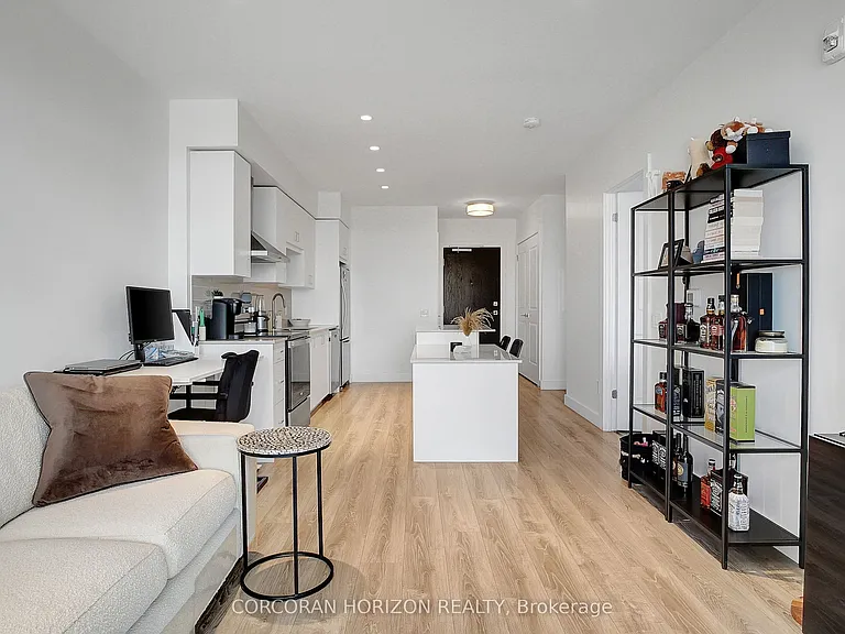 50 Grand Ave S #807 — Photo 16