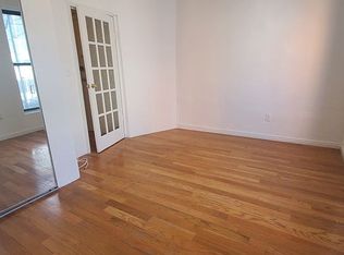 554 W 50th St APT 2FE, New York, NY 10019