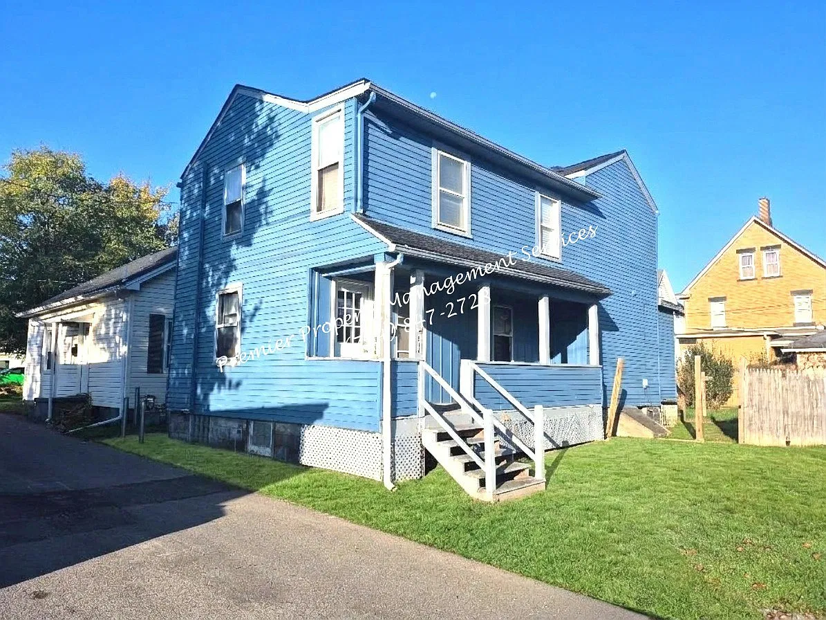 914 School Street, Unit 1 — Photo 2