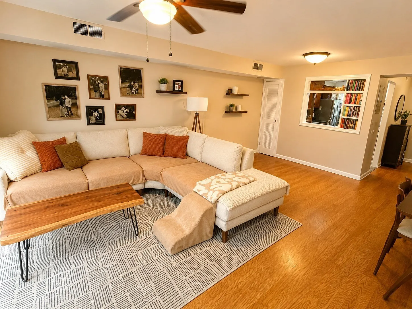 1 bed, 728 sqft, $2,350 — Photo 4