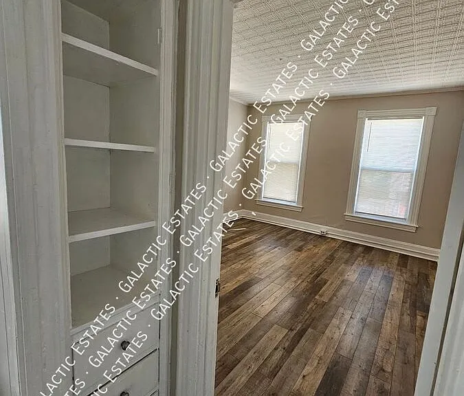 387 Belmont St #2 — Photo 16