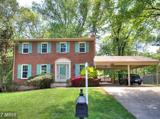 4327 Farm House Ln, Fairfax, VA 22032