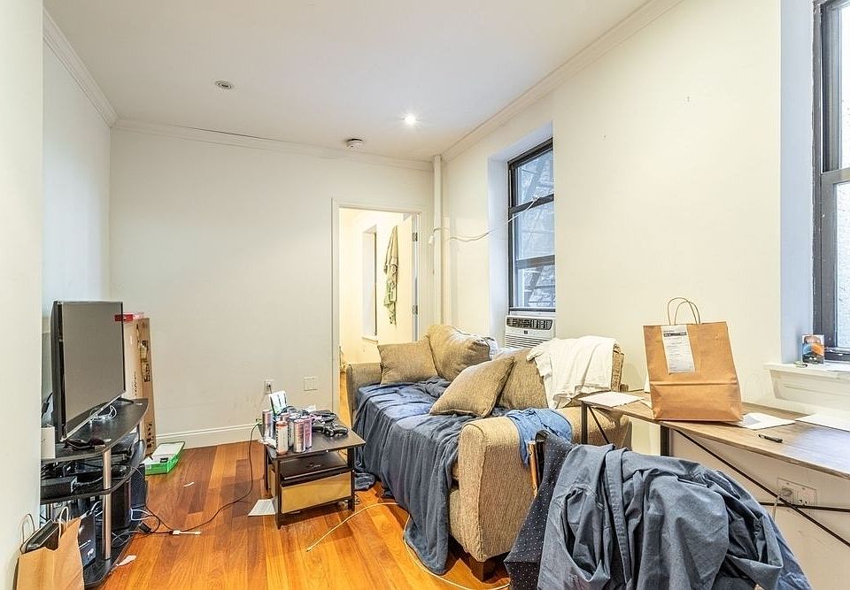 1st image of 504 E 12th St APT 5