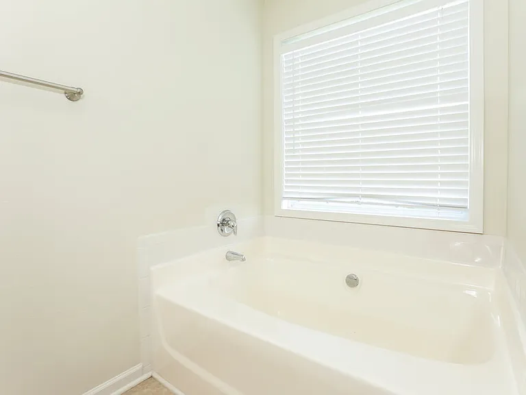 13515 Stones Landing St — Photo 10