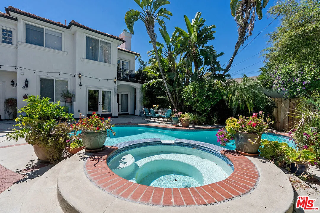 5 bed, 5.0 bath, 3400 sqft, $13,000 — Photo 1