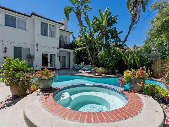 4544 Tobias Ave